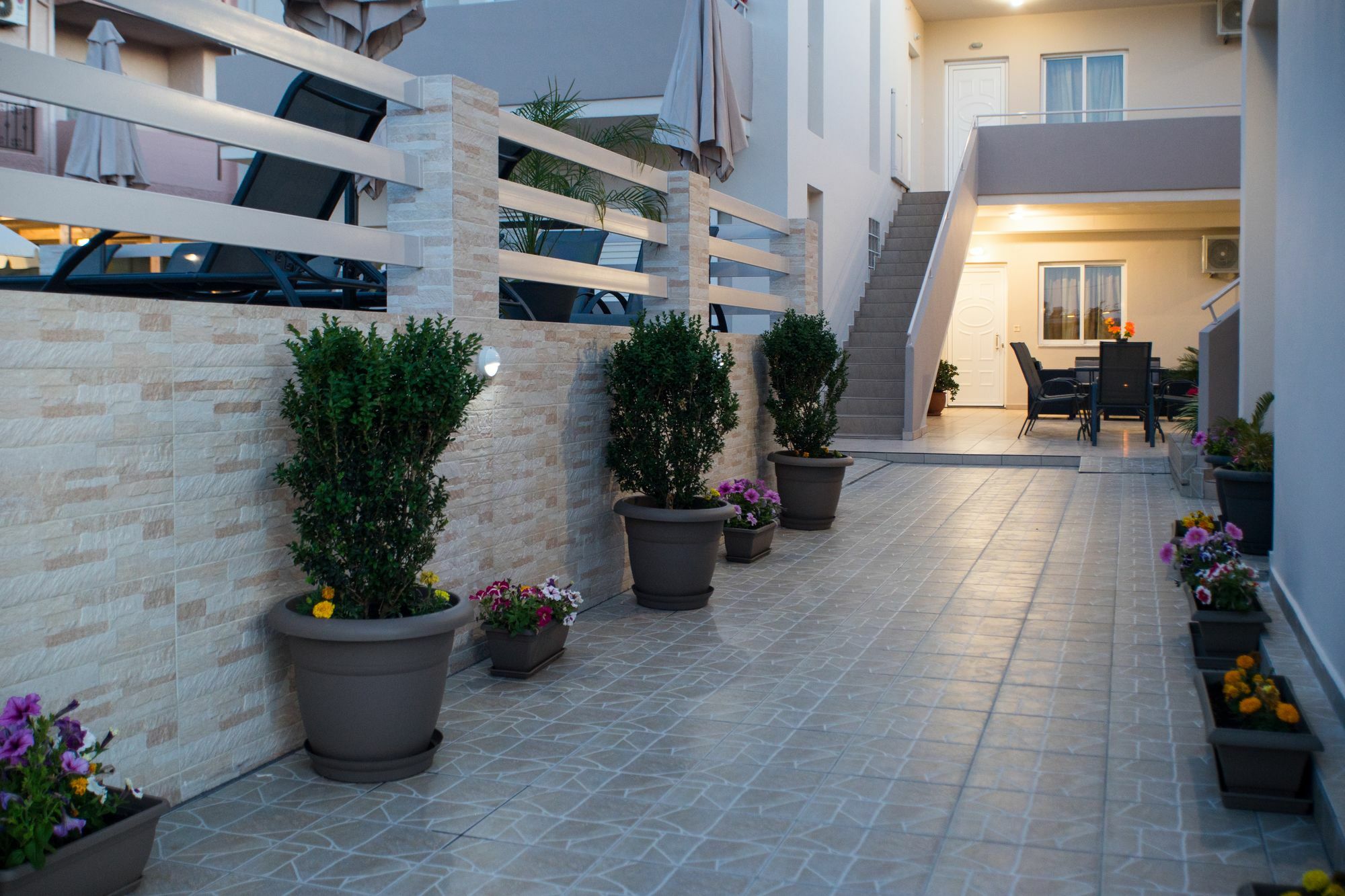 Naiades Luxury Apartments กาลาธาส ภายนอก รูปภาพ