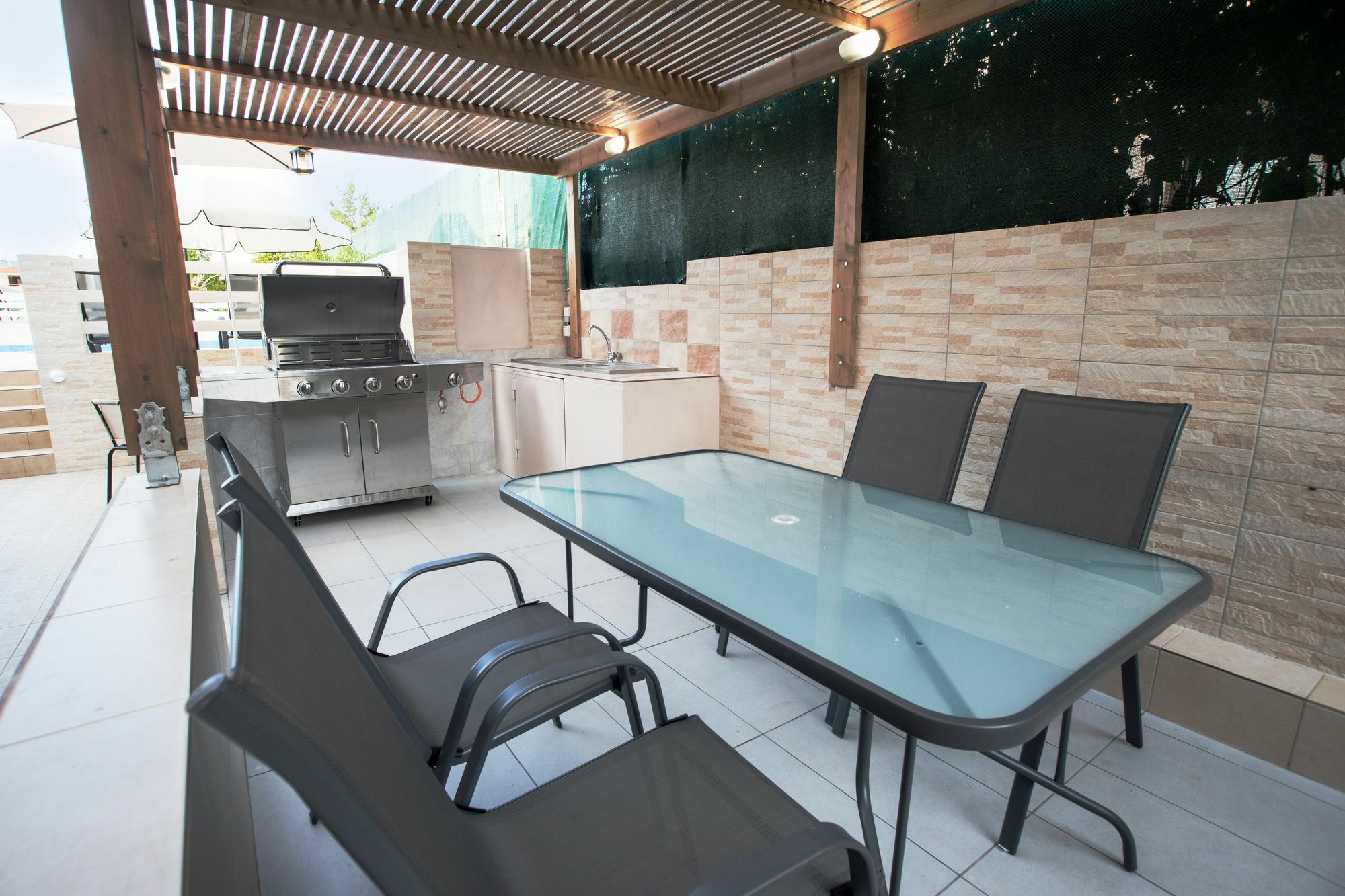 Naiades Luxury Apartments กาลาธาส ภายนอก รูปภาพ
